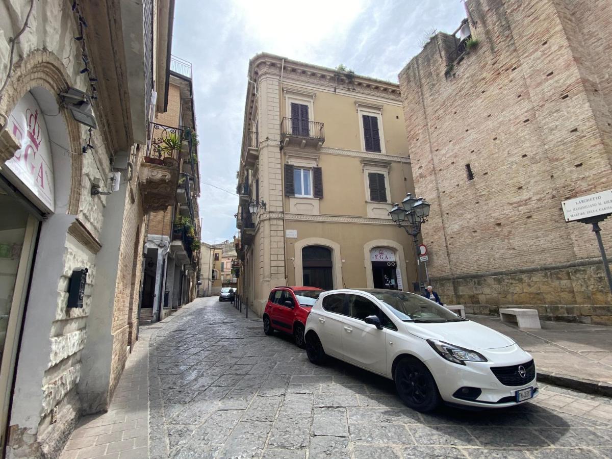 Via Del Corso Apartment Lanciano Exterior photo